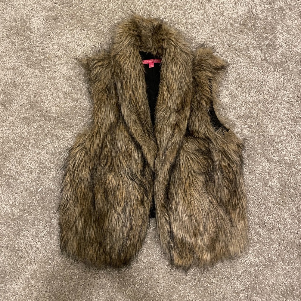Walter by Walter Baker Faux Fur Vest 4